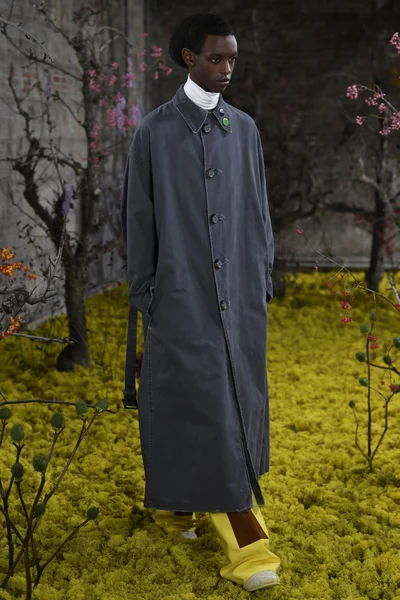 Look 14